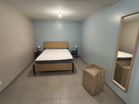 Location Appartement 1 pièce 31m² LE CREUSOT 71200 - Photo 5