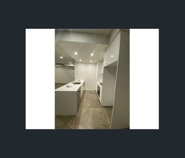 Spacious 2 Bedroom Residence in Premium Location - Photo 5