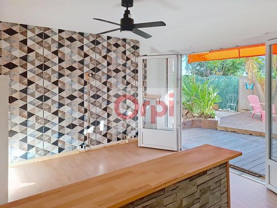 Location Appartement 1 pièce 29m² ST LAURENT DU VAR 06700 - Photo 1