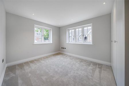 3 bedroom semi-detached house to rent - Photo 4