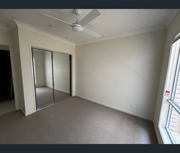 17 Horizon Street, Ripley, Qld 4306 - Photo 4