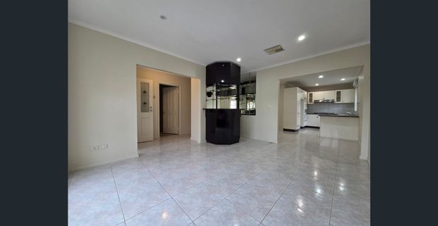 Spacious, Neat & Tidy - Photo 1