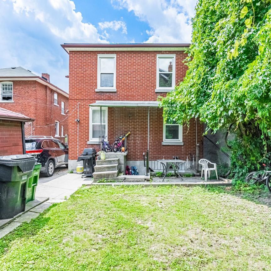 For Lease - 229 Winona Drive Unit# Upper, Toronto, Ontario - Photo 1