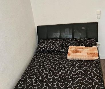 Wohnung zu vermieten – Helle 1,5-Zimmer in Essen – ab 01. 03 - Foto 2