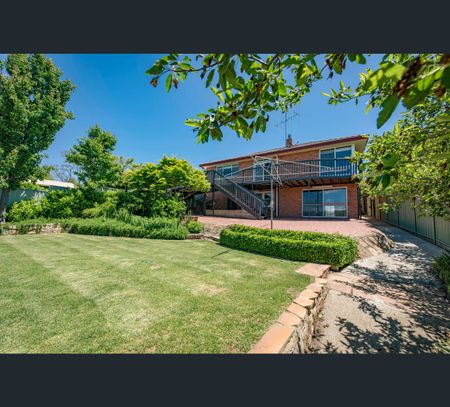 46 Agnes Avenue, Queanbeyan, NSW 2620 - Photo 3