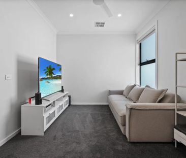 Modern 2 bedroom Townhouse..... - Photo 3