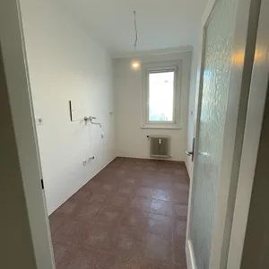 Ruhige drei Zimmerwohnung in Gersthof - Photo 3