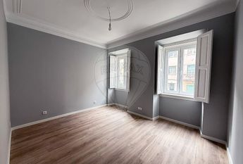 Apartamento T3 em Lisboa