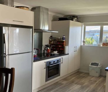 3 DOUBLE BEDROOMS - Photo 3