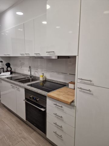 Apartamento T2 Mobilado na Quinta de São Nicolau, Corroios para Arrendamento - Photo 3