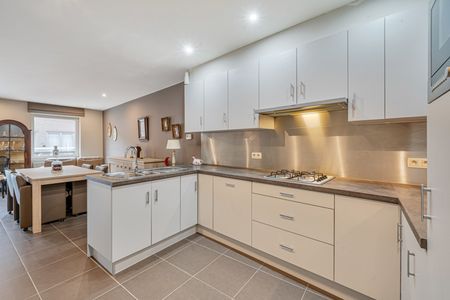 Appartement met autostaanplaats te huur in centrum van Geraardsbergen - Foto 5