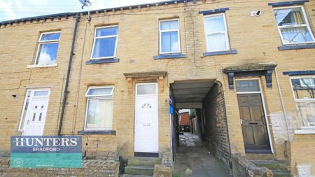 Daisy Street, Great Horton, Bradford, West Yorkshire, BD7 3PL - Photo 3