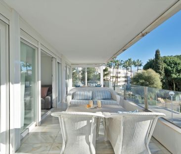 Middle Floor Apartment · Río Real - Photo 5