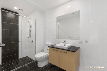 226/7 Irving Street, Phillip ACT 2606 - Apartment For Rent | Domain - Photo 2