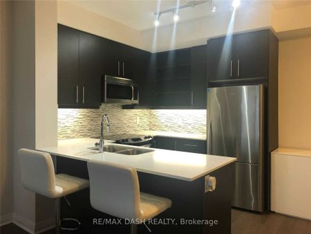 For Lease - 55 Oneida Crescent Unit# 711, Richmond Hill, Ontario - Photo 5