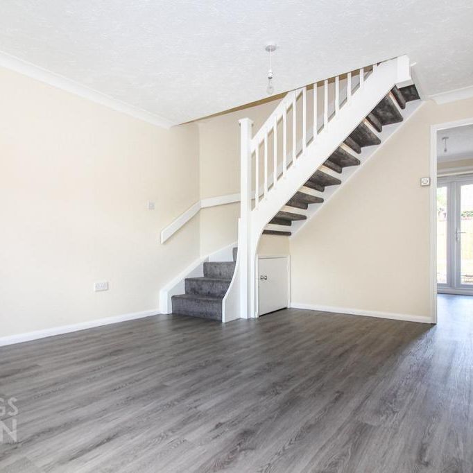 2 bedroom semi-detached house to rent - Photo 1