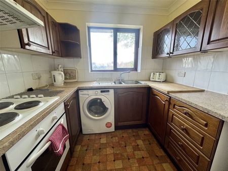 2 bedroom apartment to rent Daniel Gardens, 5 Skinner Street, Poole, BH15 - Photo 5