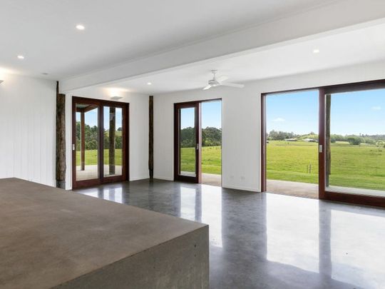 The Epitome of Country Living - Photo 1