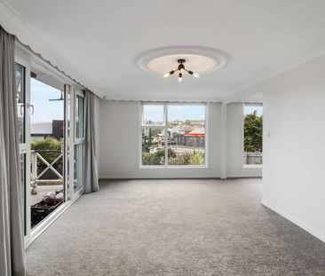 Spacious family home in a prime location! - Photo 1