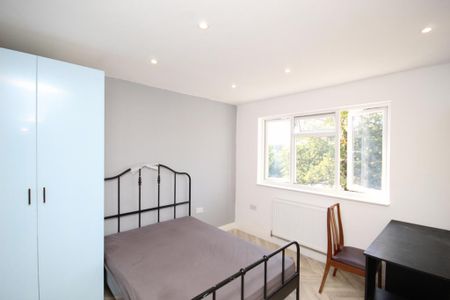 2 bedroom maisonette to rent - Photo 3