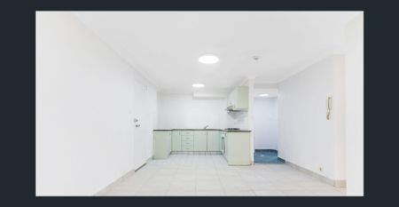 Modern Ground-Floor Apartment in the Heart of Bankstown - Photo 4