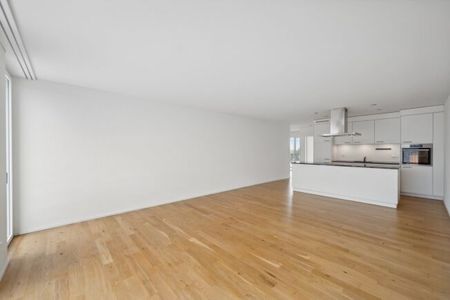 Modern living with a view - 2.5-room apartment in Birsfelden - Photo 2