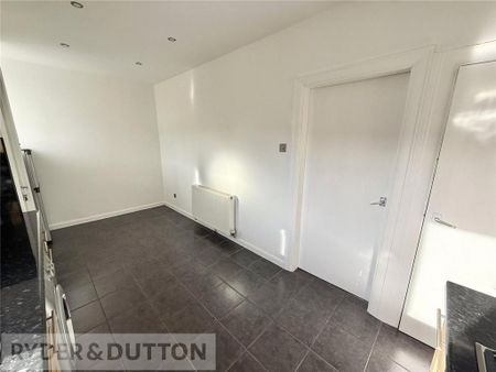 2 bedroom terraced house to rent - Photo 5