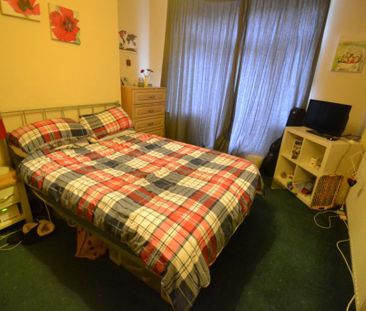 3 bedroom detached house to rent - Photo 3