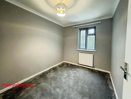 3 bed terraced house to rent in Greystones Road, Whiston, Rotherham - Photo 5