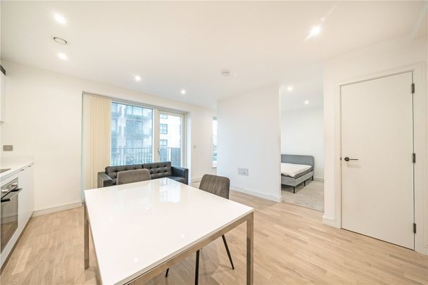 Greenleaf Walk, The Green Quarter, Southall, UB1 1FQ - Photo 1