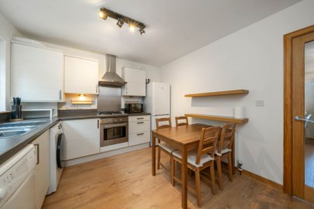 Price £1,250 pcm - Available Now - Furnished - Photo 2