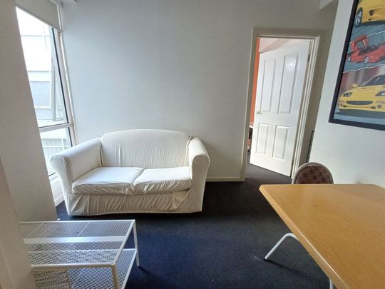 Furnished 2-Bedroom 1 Bath Apartment - Your Perfect Urban Sanctuary! - Photo 1