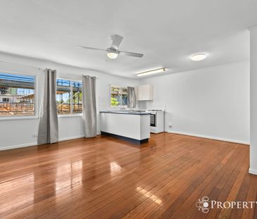 2 Bedroom Brick Unit with Lock Up Garage - Photo 2