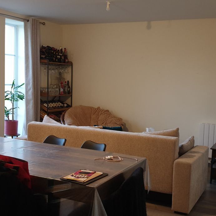 Location Appartement 4 pièces 73m² PONT DE VAUX 01190 - Photo 1