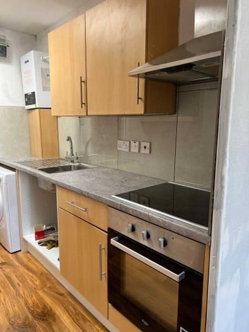 Studio to rent - Photo 4