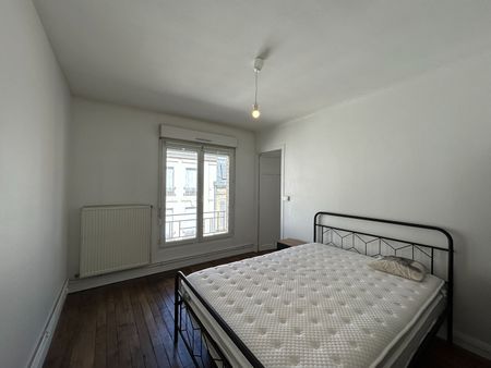 Location Appartement 2 pièces 41m² - Photo 3