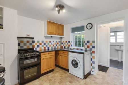 2 bedroom terraced house to rent - Photo 5