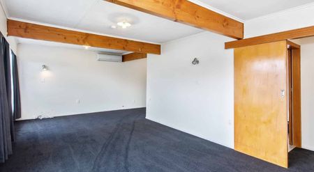 COSY - COMFORTABLE - CONVENIENT - Photo 2