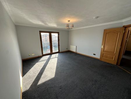 2 bedroom flat to rent - Photo 4