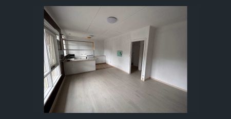 Comfortable Living in Central Blackburn - Photo 5