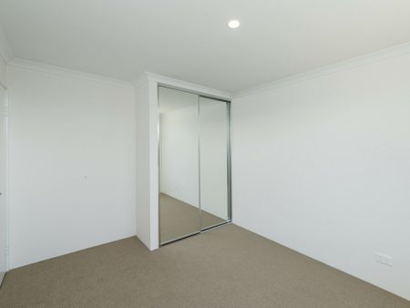 Near new and waiting for its next occupants - Photo 3