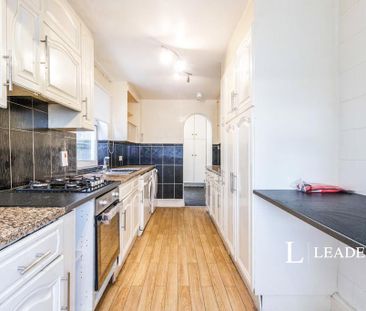 1 bedroom in a house share to rent - Photo 4