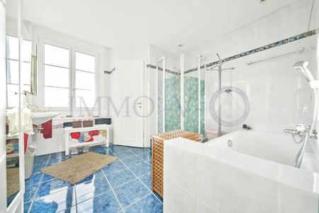 SPACIEUX DE STANDING AVEC BALCON ET EMPLACEMENT IDEAL - Foto 2