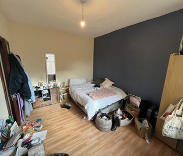 Branksome Place, Leeds, LS6 - Photo 2