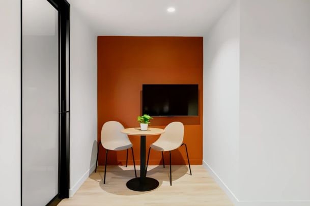 2 Bed Apartment Regular - Photo 1