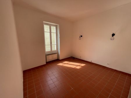 Appartement 81.63 m² - 4 Pièces - Nîmes (30900) - Photo 3