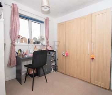 3 bedroom semi-detached house to rent - Photo 3