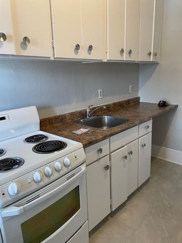 3 - 46 Sweetland Avenue - Photo 3