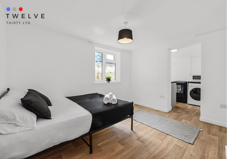 Studio to rent - Photo 5