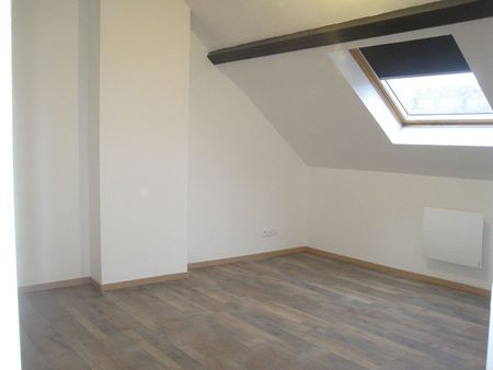 A LOUER APPARTEMENT PROCHE GARE ET CENTRE VILLE ST QUENTIN 02100. - Photo 4